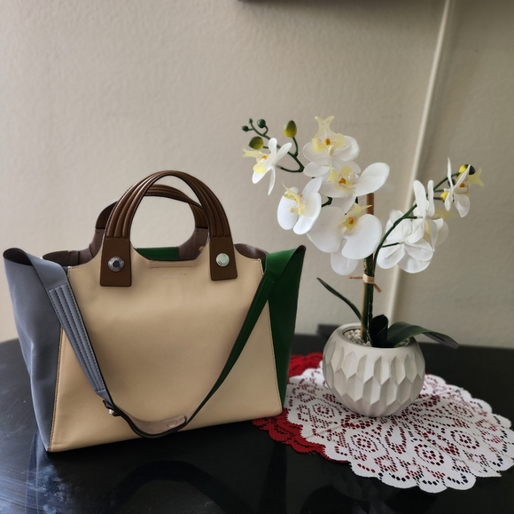 TORY Burch colorblock tote - Picture 9 of 9